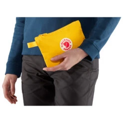 FJÄLLRÄVEN Kånken Gear Pocket - Tasche 11 FJÄLLRÄVEN Kånken Gear Pocket - Tasche -Osprey Verkäufe fjaellraeven kaanken gear pocket tasche detail 3